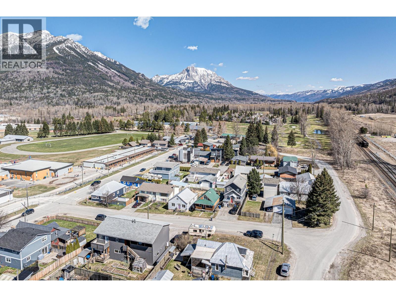 146 14th Street, Fernie, British Columbia  V0B 1M0 - Photo 40 - 10381798