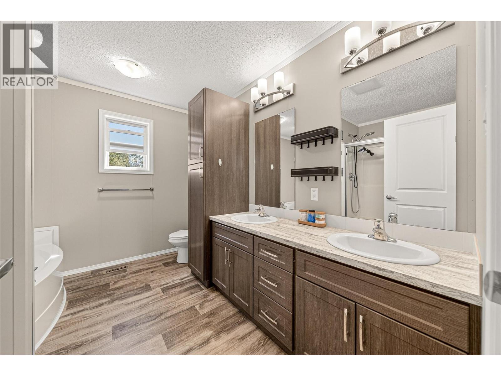 52 Darby Crescent, Elkford, British Columbia  V0B 1H0 - Photo 25 - 10380786