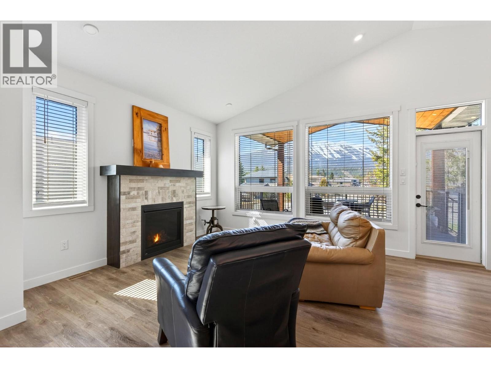 1542 Cedar Street, Golden, British Columbia  V0A 1H6 - Photo 30 - 10383136