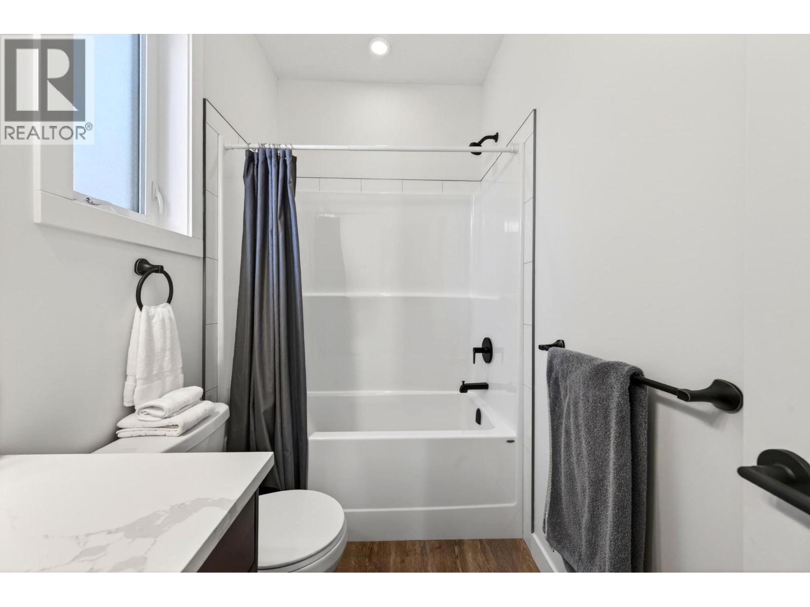 1542 Cedar Street, Golden, British Columbia  V0A 1H6 - Photo 49 - 10383136