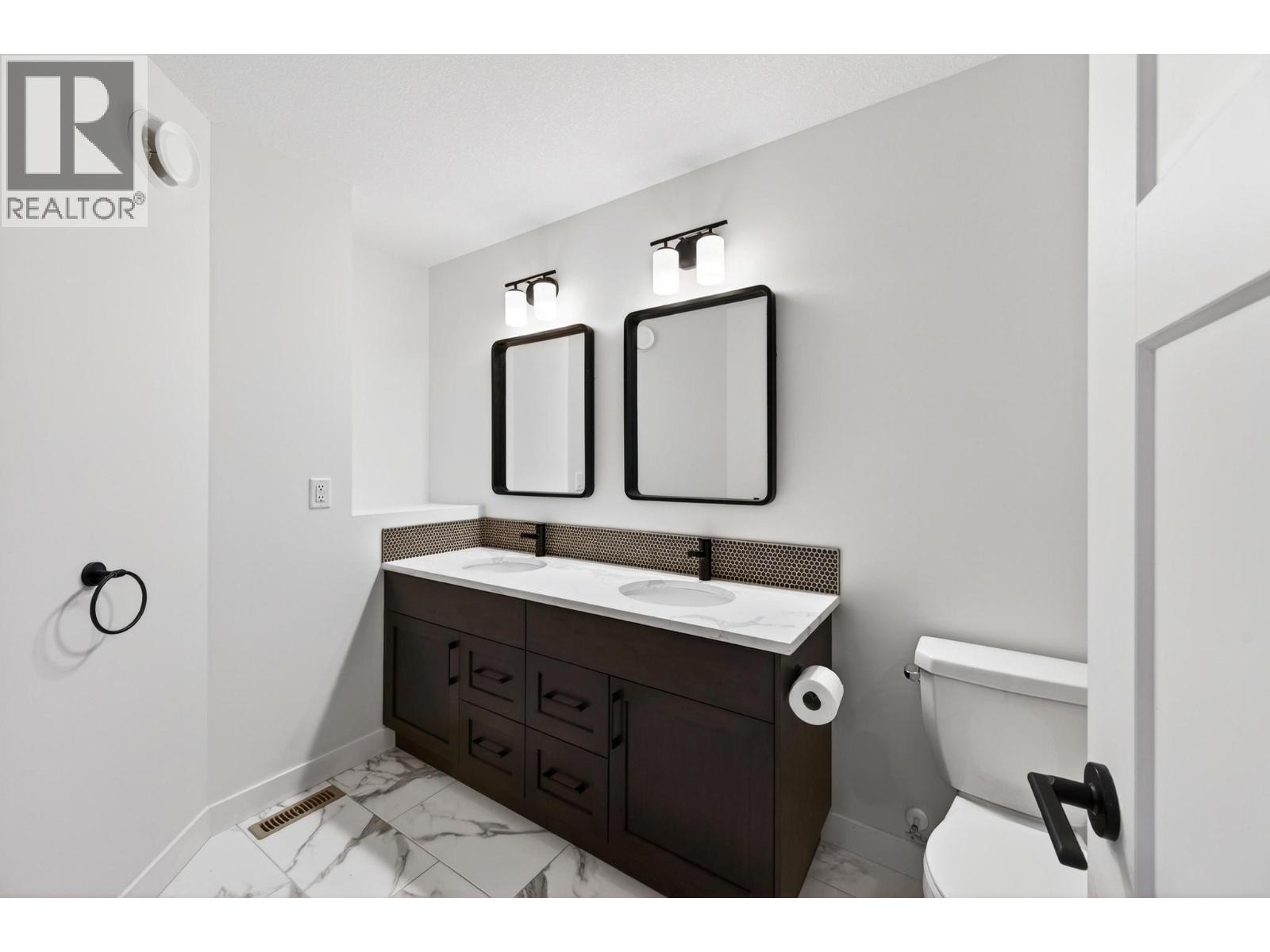 1542 Cedar Street, Golden, British Columbia  V0A 1H6 - Photo 77 - 10383136