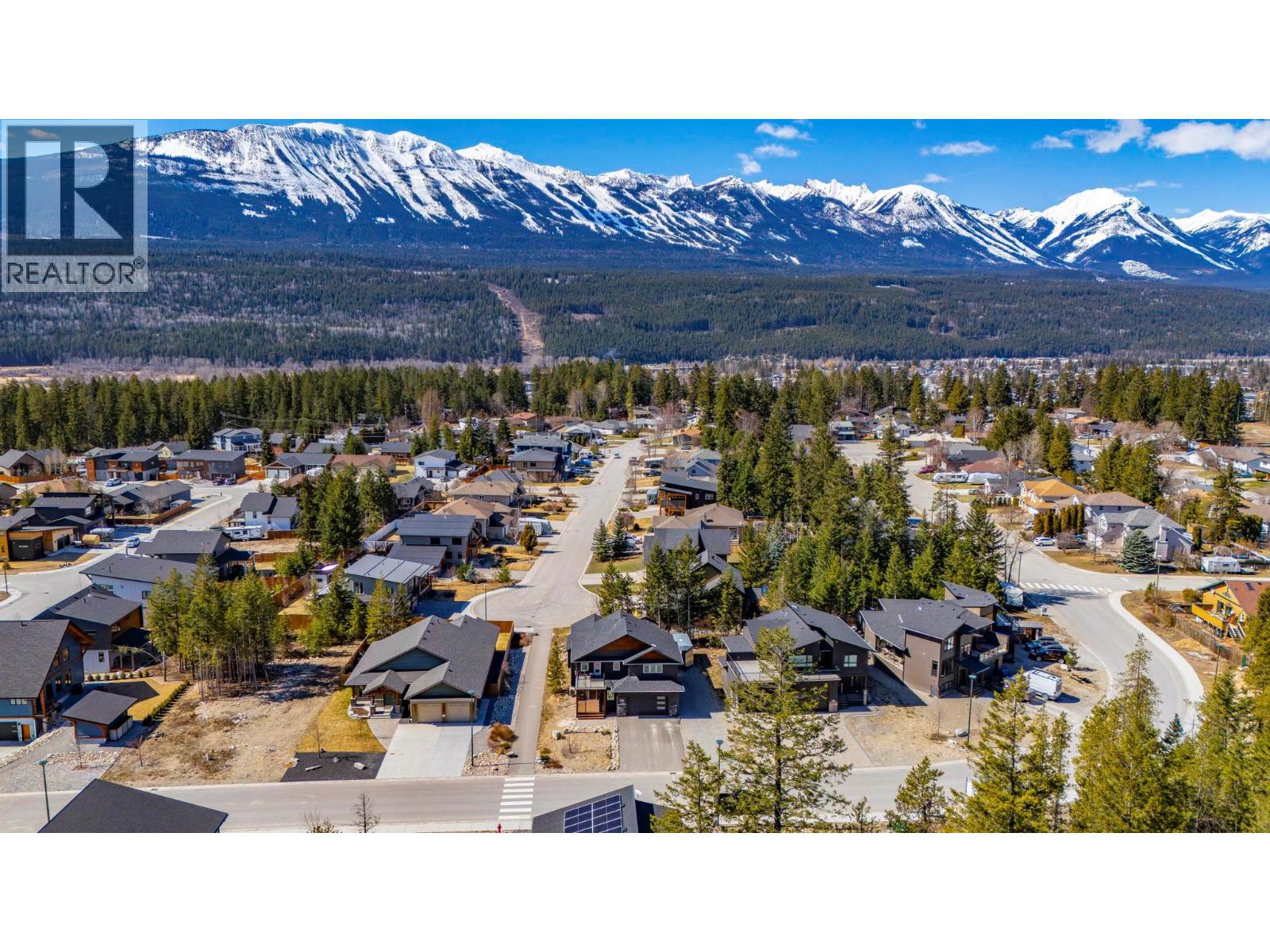 1542 Cedar Street, Golden, British Columbia  V0A 1H6 - Photo 8 - 10383136