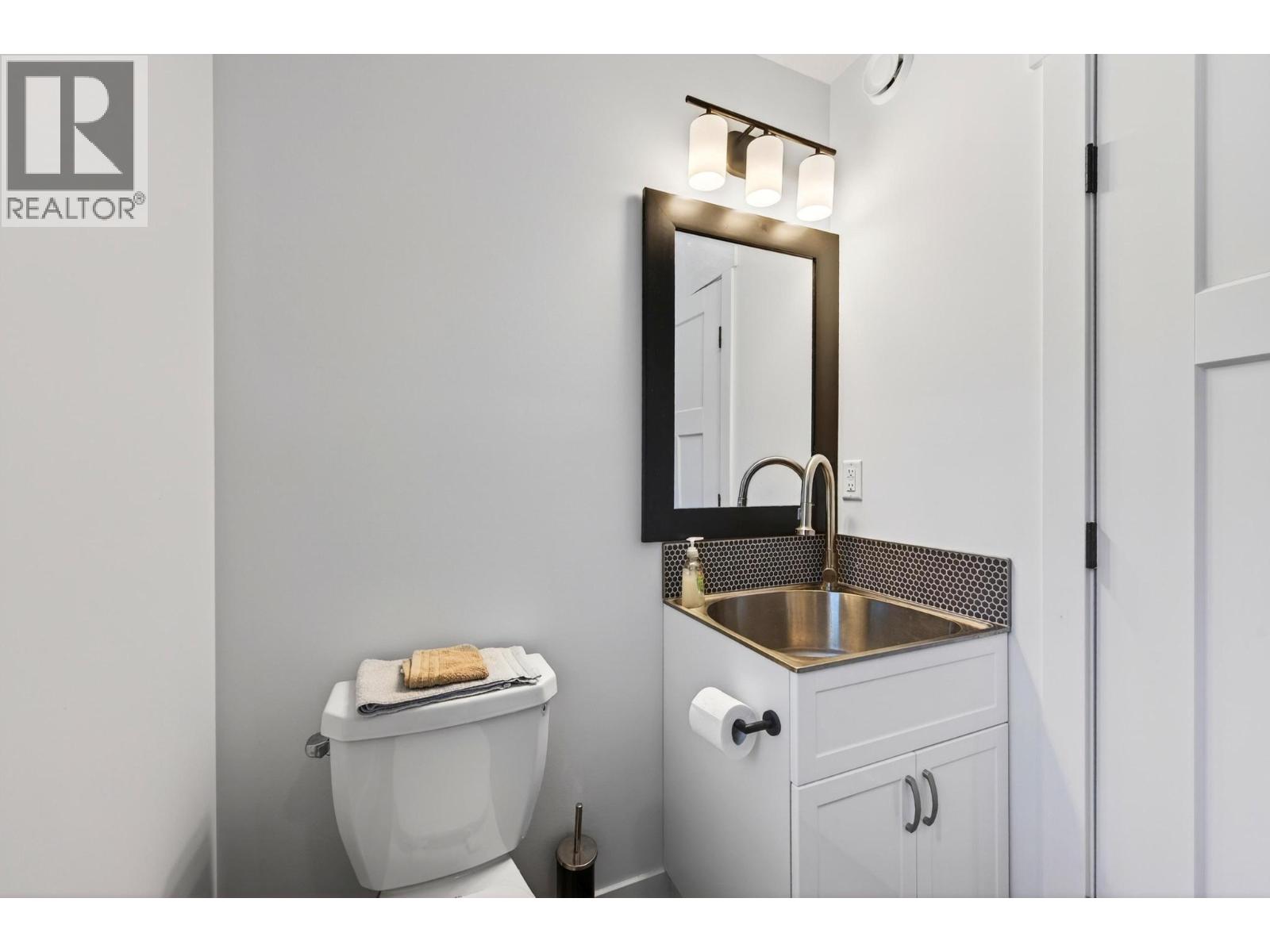 1542 Cedar Street, Golden, British Columbia  V0A 1H6 - Photo 81 - 10383136