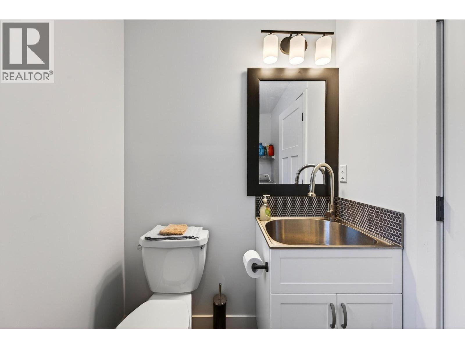 1542 Cedar Street, Golden, British Columbia  V0A 1H6 - Photo 82 - 10383136