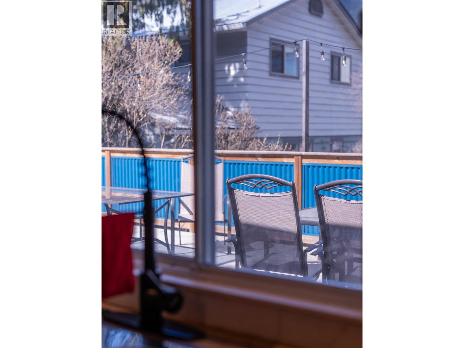 712 Ninth Street, Nelson, British Columbia  V1L 3B7 - Photo 11 - 10383129