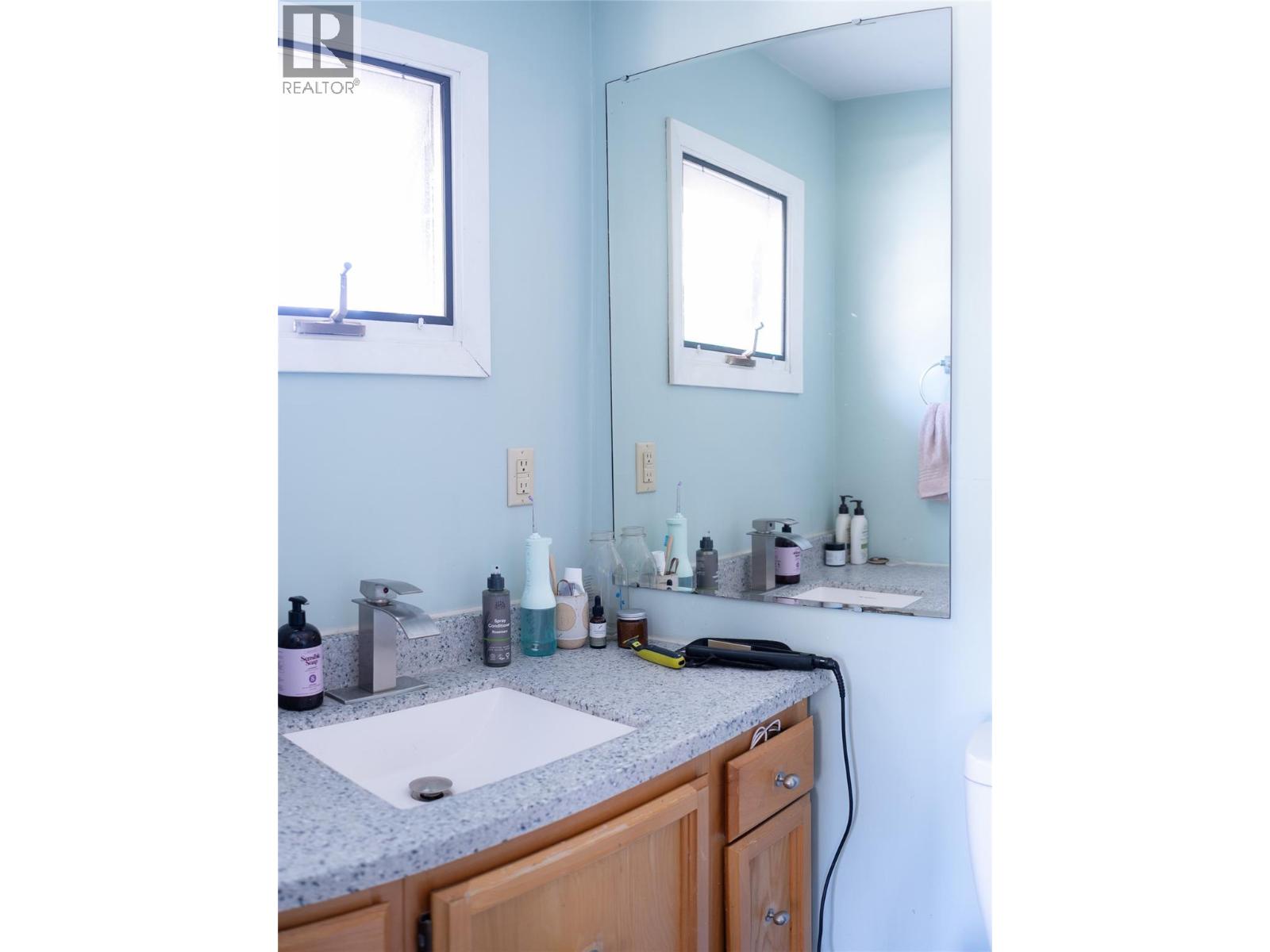 712 Ninth Street, Nelson, British Columbia  V1L 3B7 - Photo 22 - 10383129