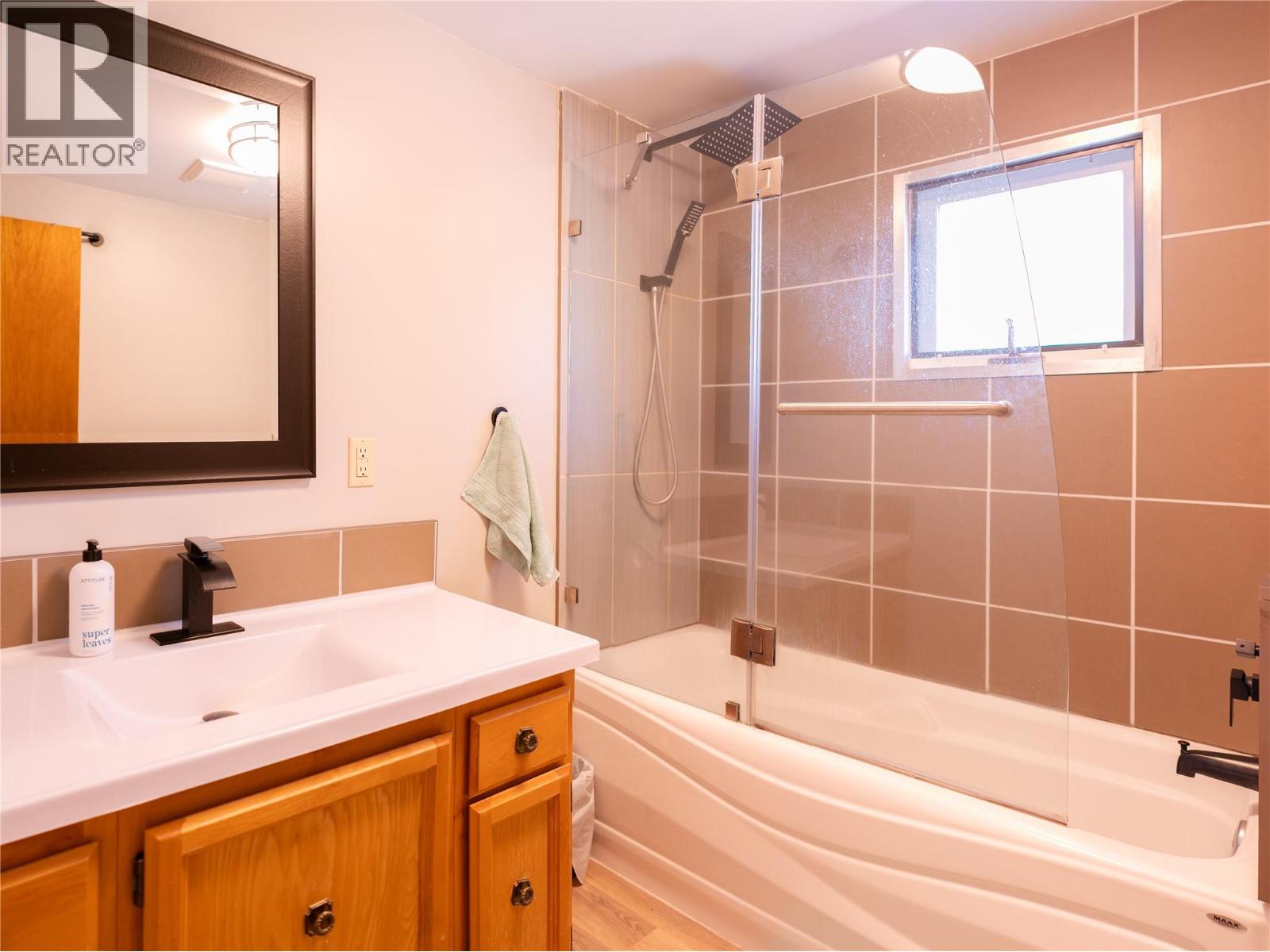 712 Ninth Street, Nelson, British Columbia  V1L 3B7 - Photo 33 - 10383129