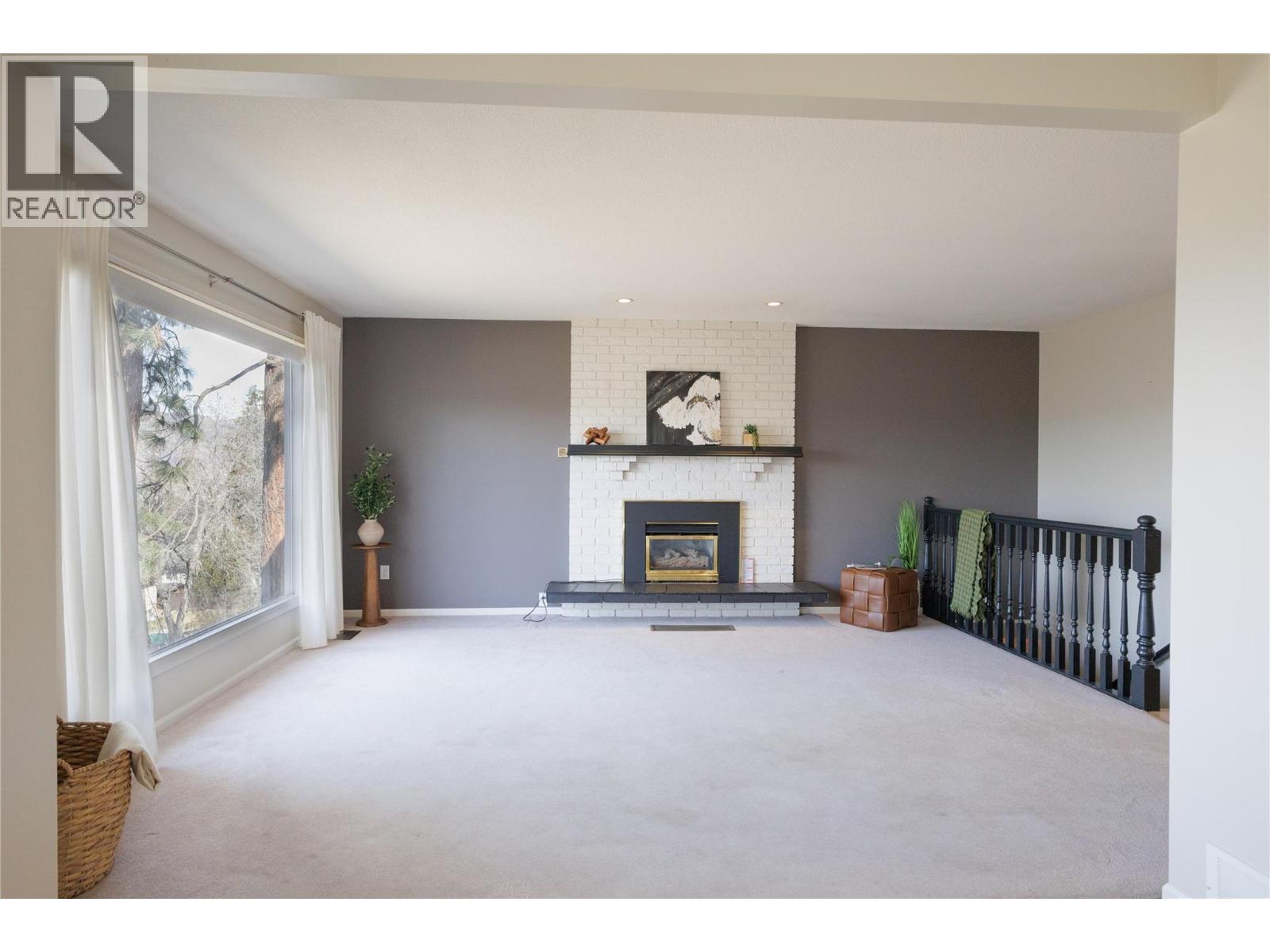 300 Gordonhorn Crescent, Kamloops, British Columbia  V2E 1G7 - Photo 10 - 10382914