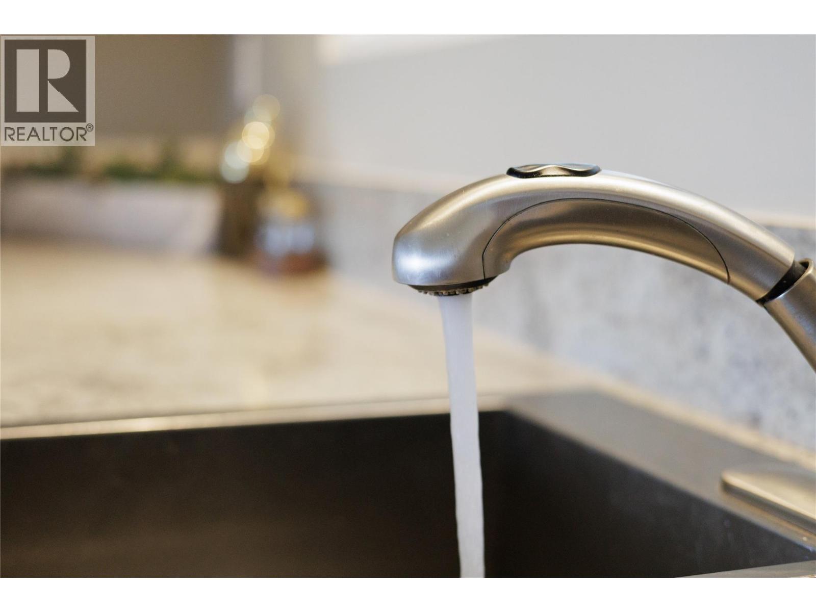 300 Gordonhorn Crescent, Kamloops, British Columbia  V2E 1G7 - Photo 20 - 10382914