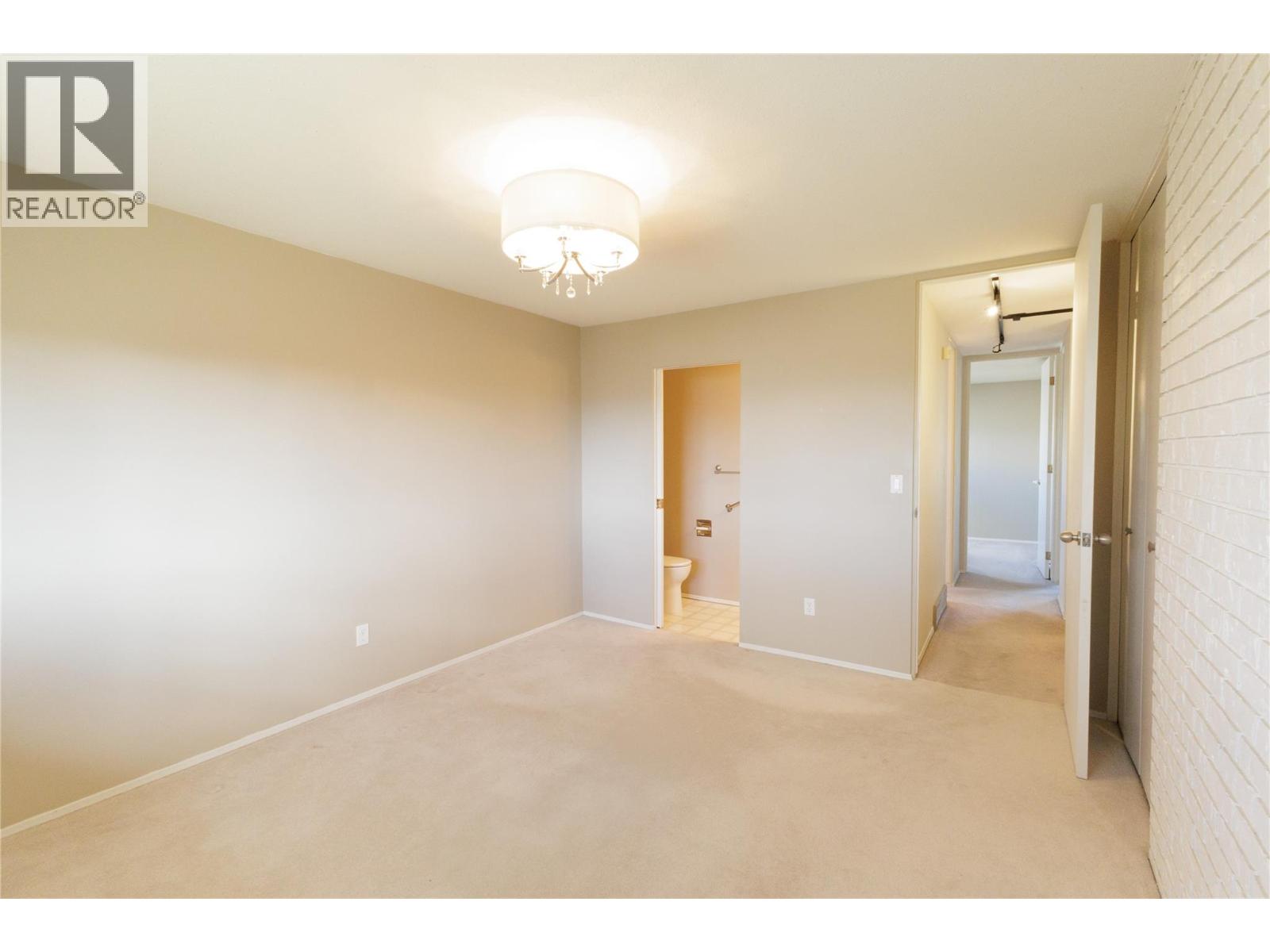 300 Gordonhorn Crescent, Kamloops, British Columbia  V2E 1G7 - Photo 27 - 10382914