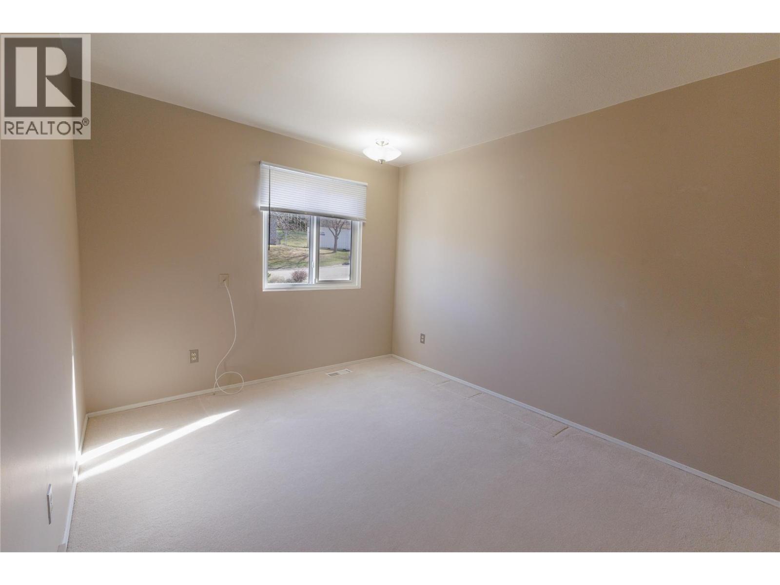 300 Gordonhorn Crescent, Kamloops, British Columbia  V2E 1G7 - Photo 30 - 10382914