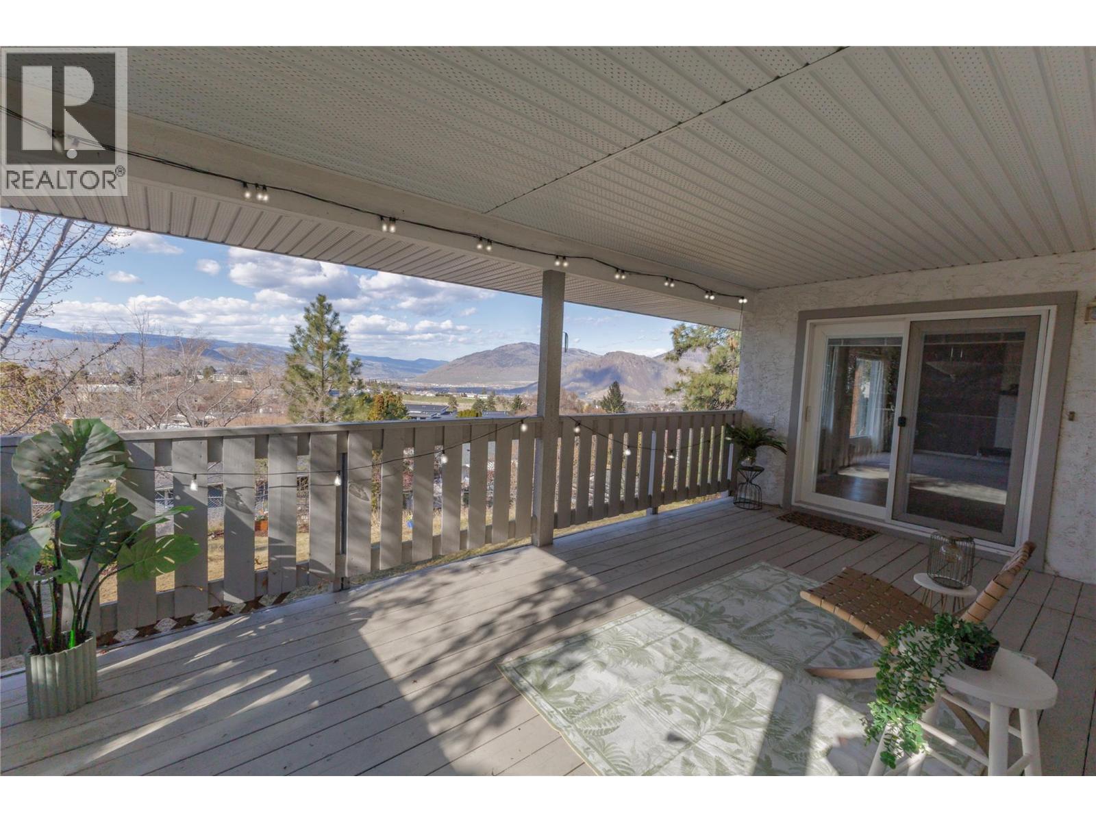 300 Gordonhorn Crescent, Kamloops, British Columbia  V2E 1G7 - Photo 45 - 10382914