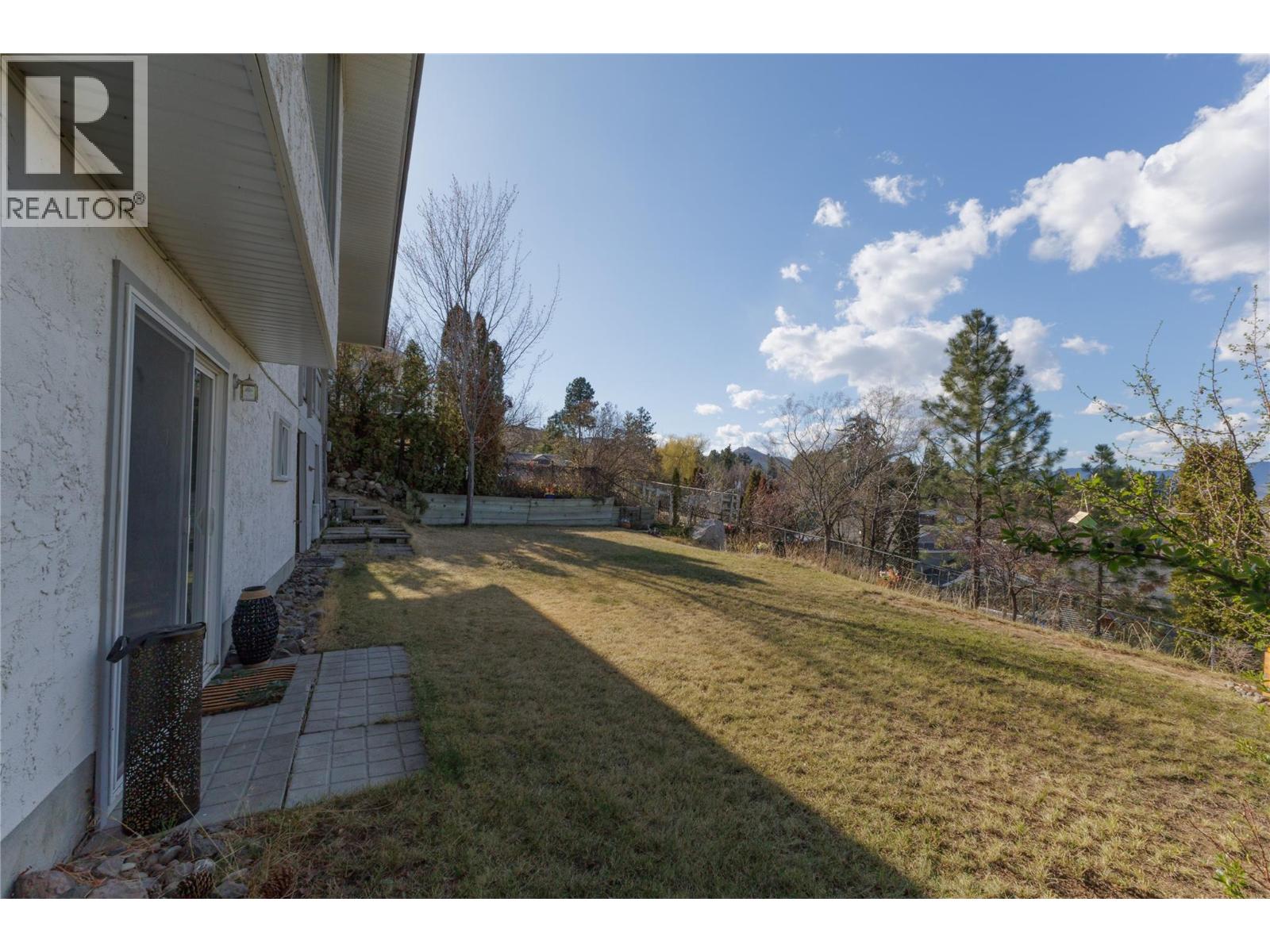 300 Gordonhorn Crescent, Kamloops, British Columbia  V2E 1G7 - Photo 51 - 10382914