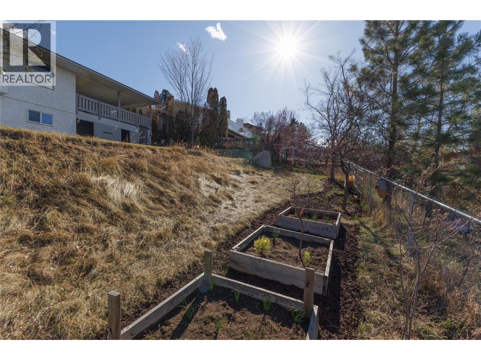 300 Gordonhorn Crescent, Kamloops, British Columbia  V2E 1G7 - Photo 55 - 10382914