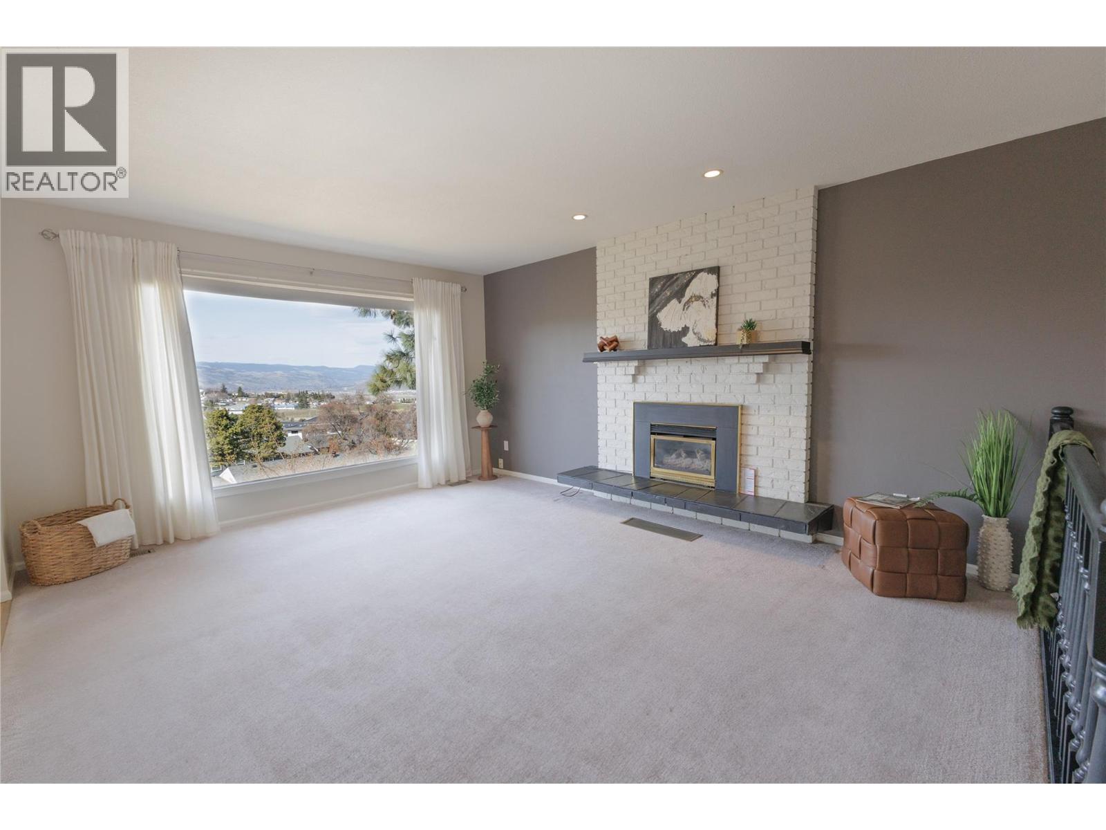 300 Gordonhorn Crescent, Kamloops, British Columbia  V2E 1G7 - Photo 7 - 10382914