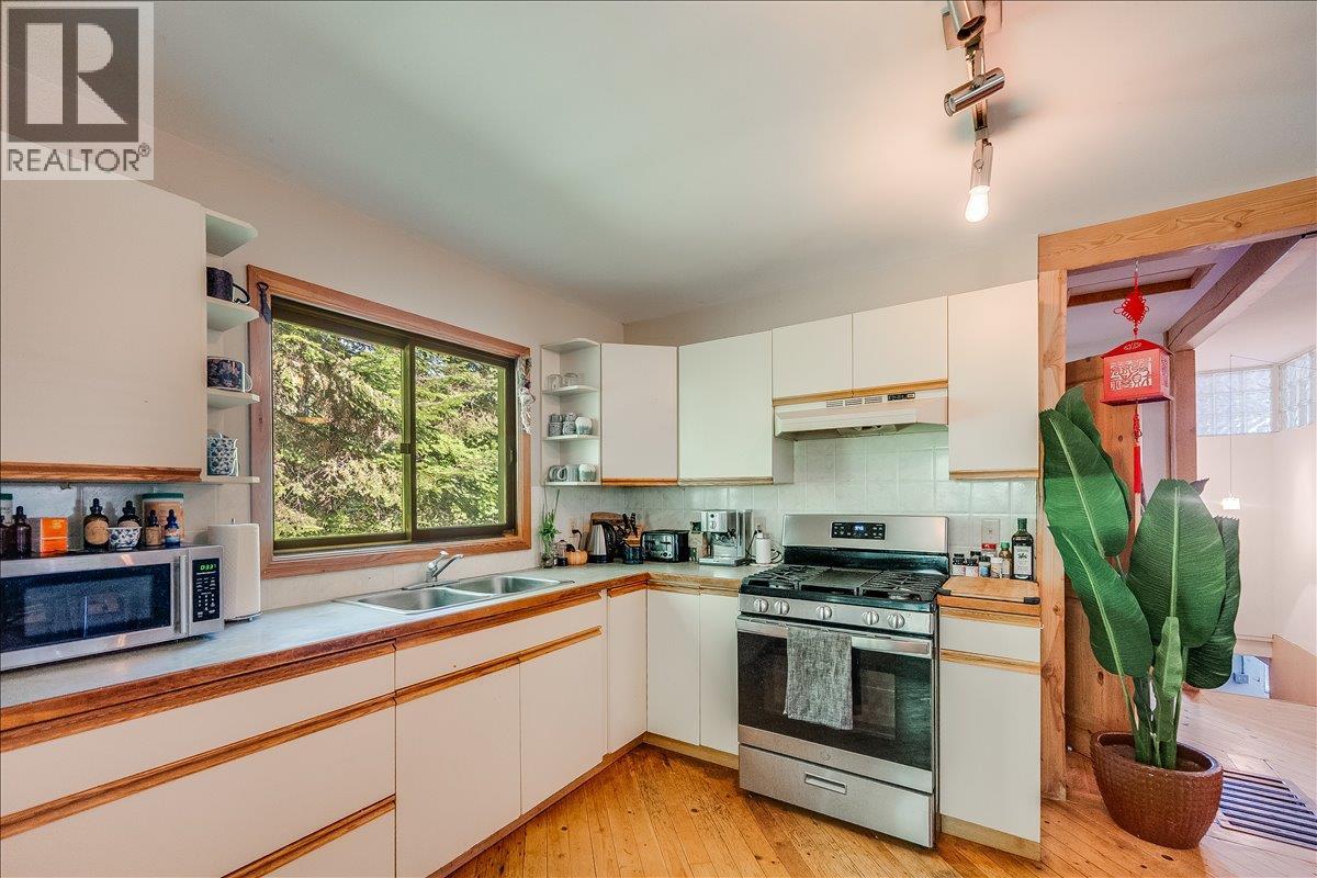 1835 Granite Road, Nelson, British Columbia  V1L 6T8 - Photo 16 - 10382111