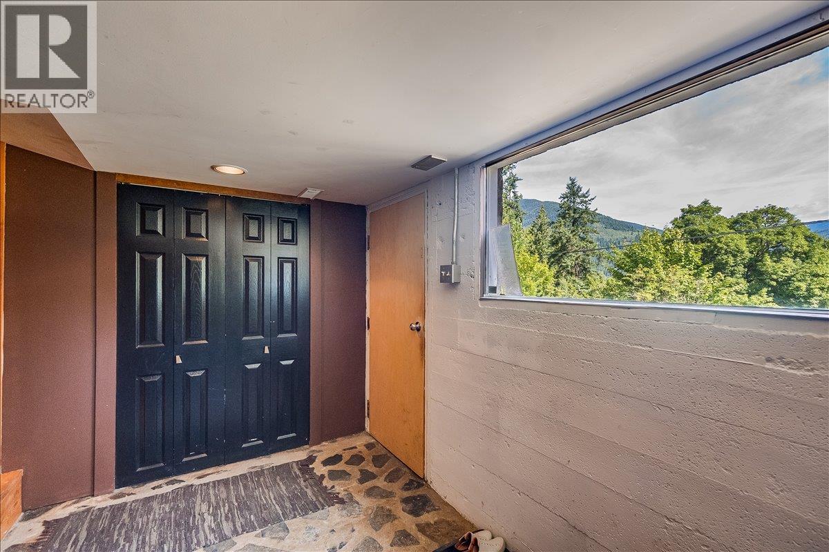 1835 Granite Road, Nelson, British Columbia  V1L 6T8 - Photo 35 - 10382111