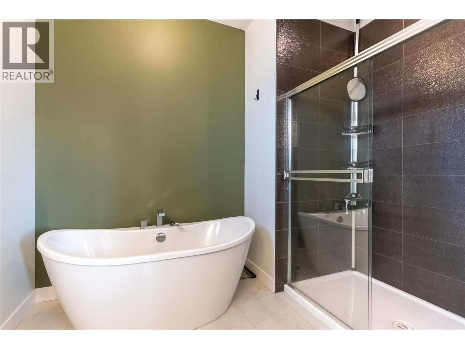 503 Poplar Drive, Logan Lake, British Columbia  V0K 1W0 - Photo 18 - 10381786