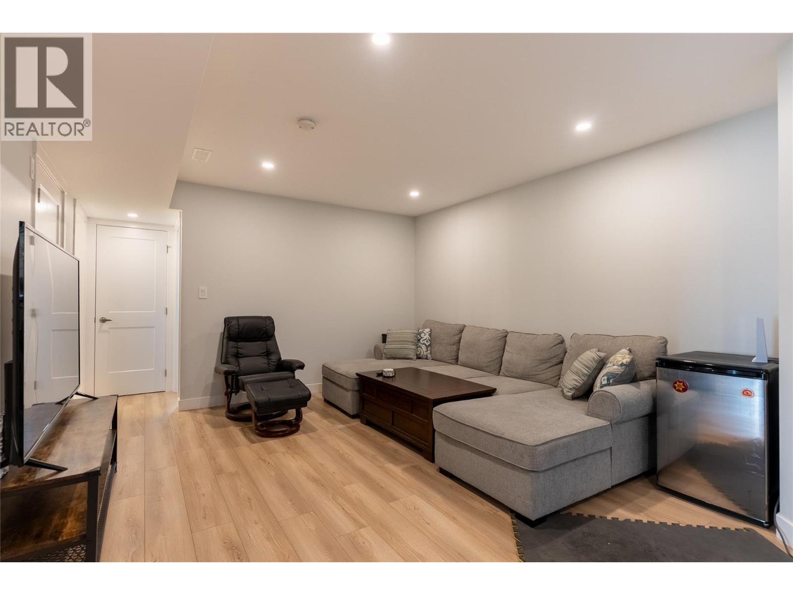 503 Poplar Drive, Logan Lake, British Columbia  V0K 1W0 - Photo 25 - 10381786