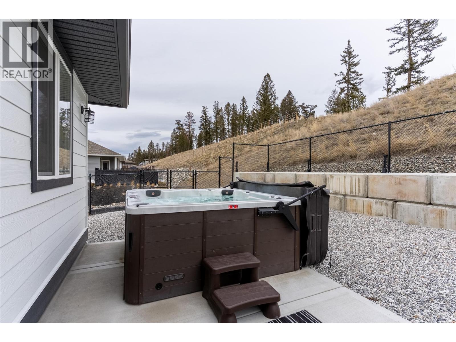 503 Poplar Drive, Logan Lake, British Columbia  V0K 1W0 - Photo 34 - 10381786