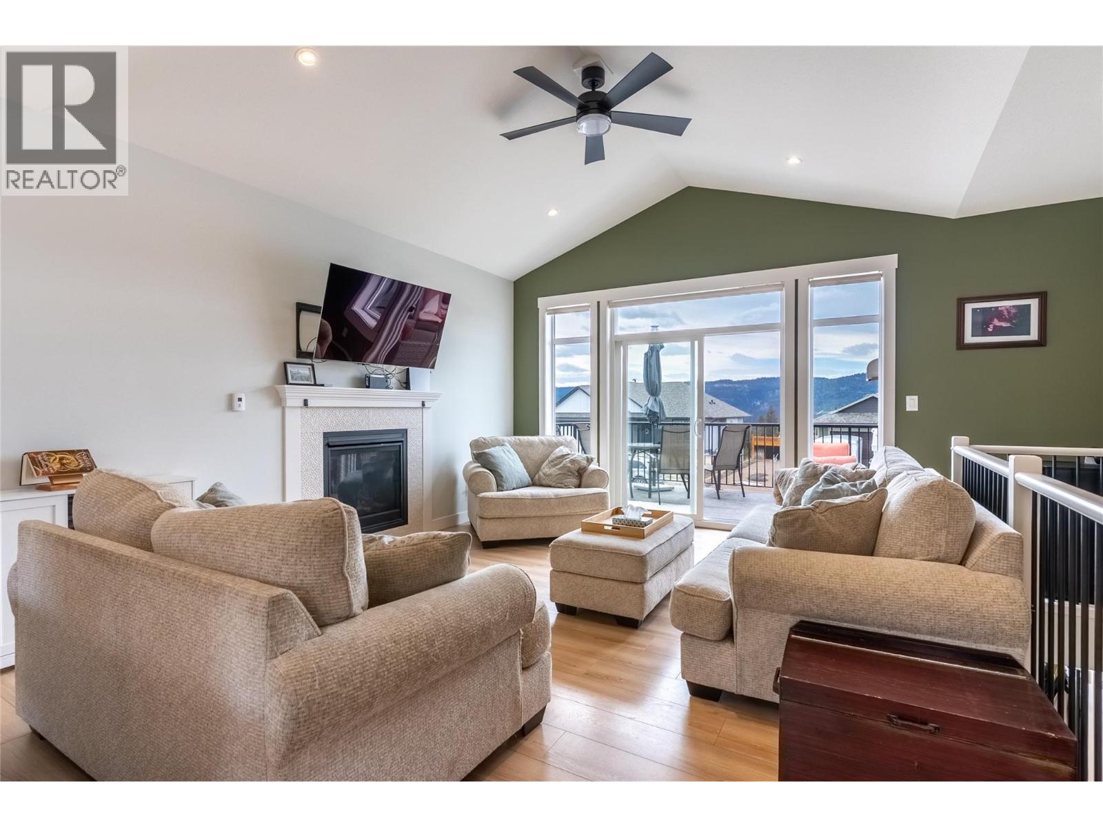 503 Poplar Drive, Logan Lake, British Columbia  V0K 1W0 - Photo 5 - 10381786