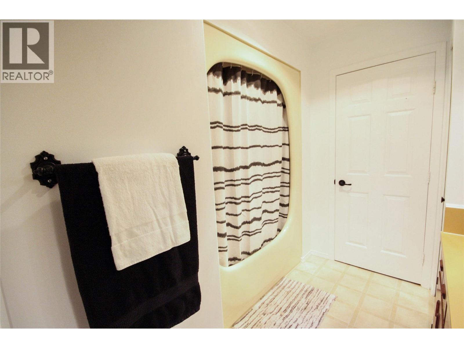 1402 Amhurst Road, Sicamous, British Columbia  V0E 2V0 - Photo 29 - 10382996