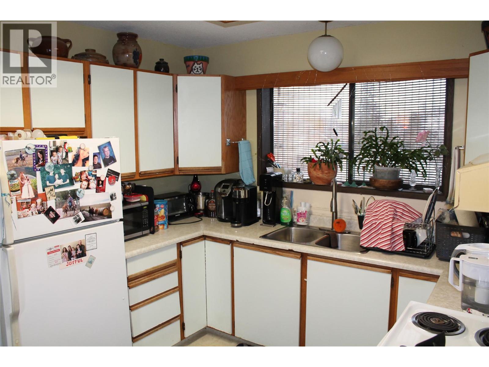 3799 38th Street, Vernon, British Columbia  V1T 7J3 - Photo 6 - 10382700