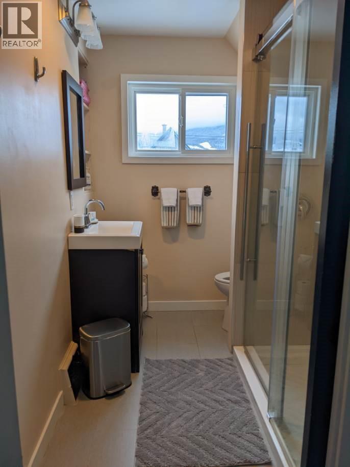 309 Third Street E, Revelstoke, British Columbia  V0E 2S0 - Photo 16 - 10382504
