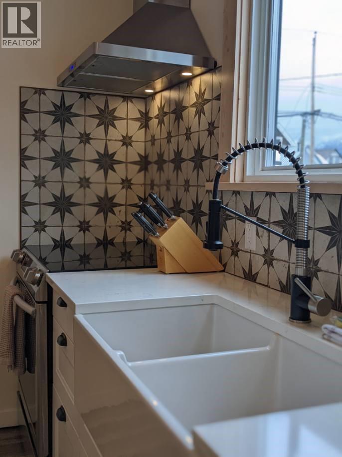 309 Third Street E, Revelstoke, British Columbia  V0E 2S0 - Photo 5 - 10382504