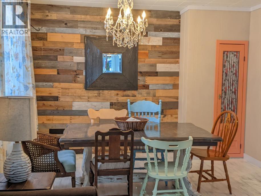 309 Third Street E, Revelstoke, British Columbia  V0E 2S0 - Photo 7 - 10382504