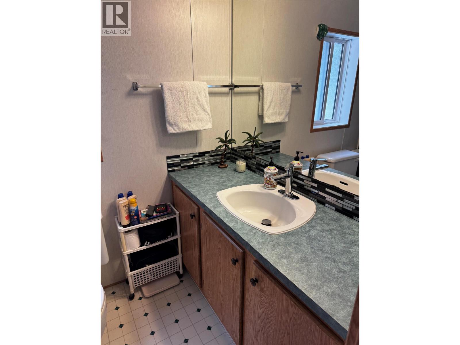 1766 Short Road, Golden, British Columbia  V0A 1H1 - Photo 7 - 10381160