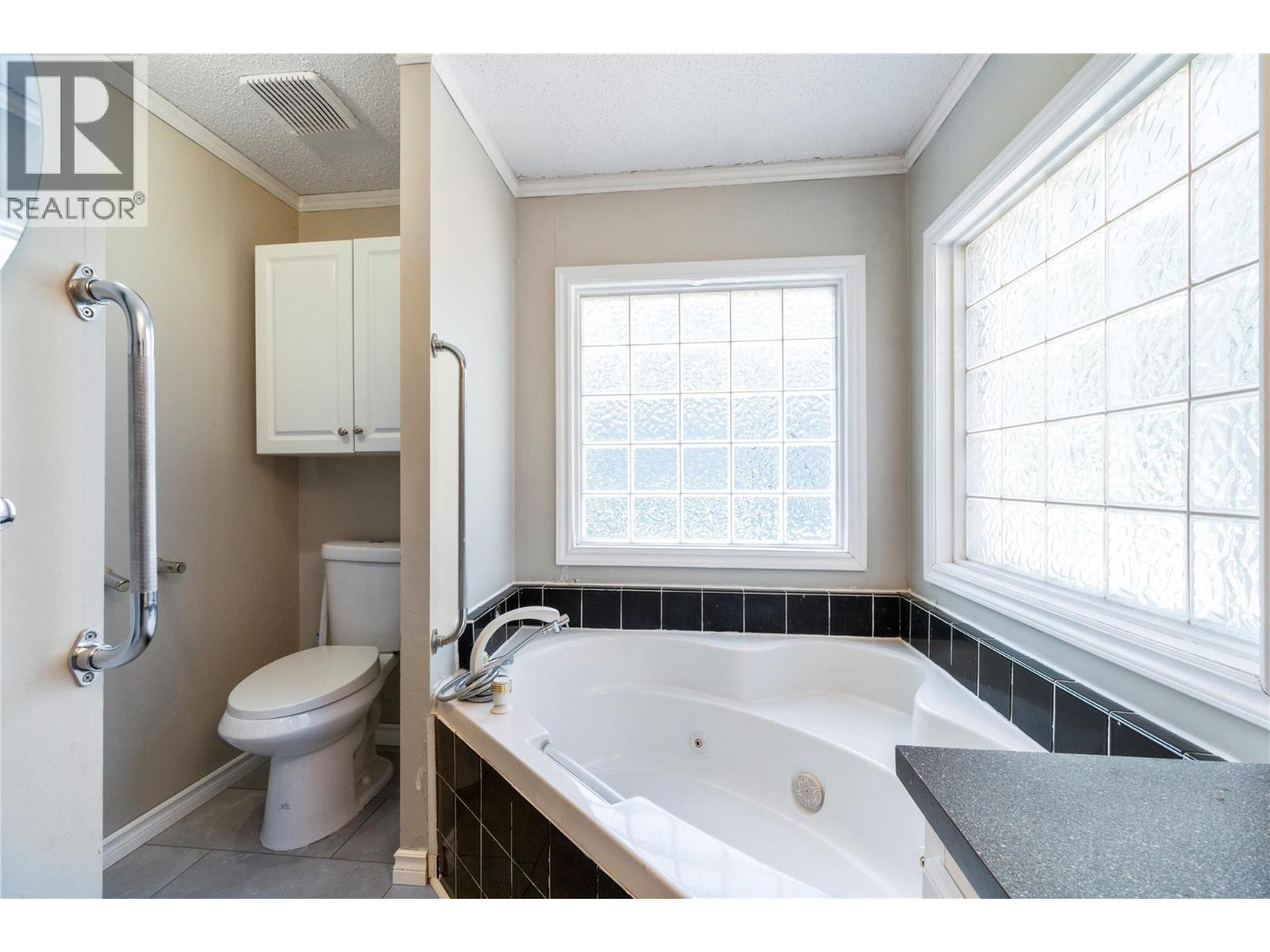 3063 Hornsberger Road Unit# 15, Salmon Arm, British Columbia  V1E 4R8 - Photo 21 - 10383117