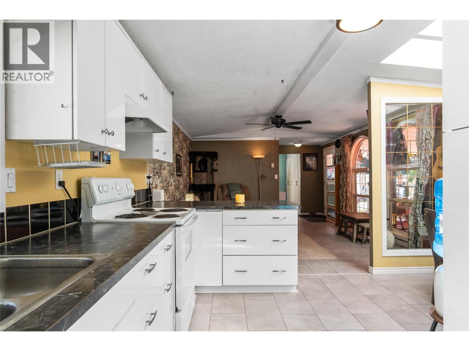 3063 Hornsberger Road Unit# 15, Salmon Arm, British Columbia  V1E 4R8 - Photo 22 - 10383117