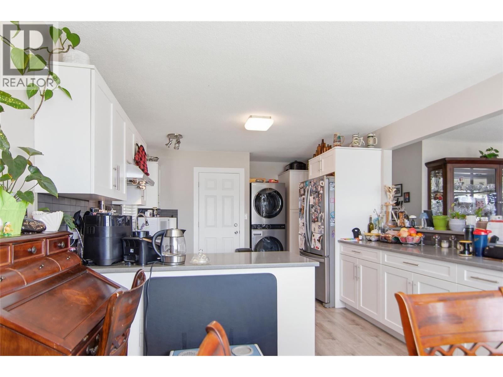 3014 Harwood Road, Lake Country, British Columbia  V4V 1M7 - Photo 11 - 10383137