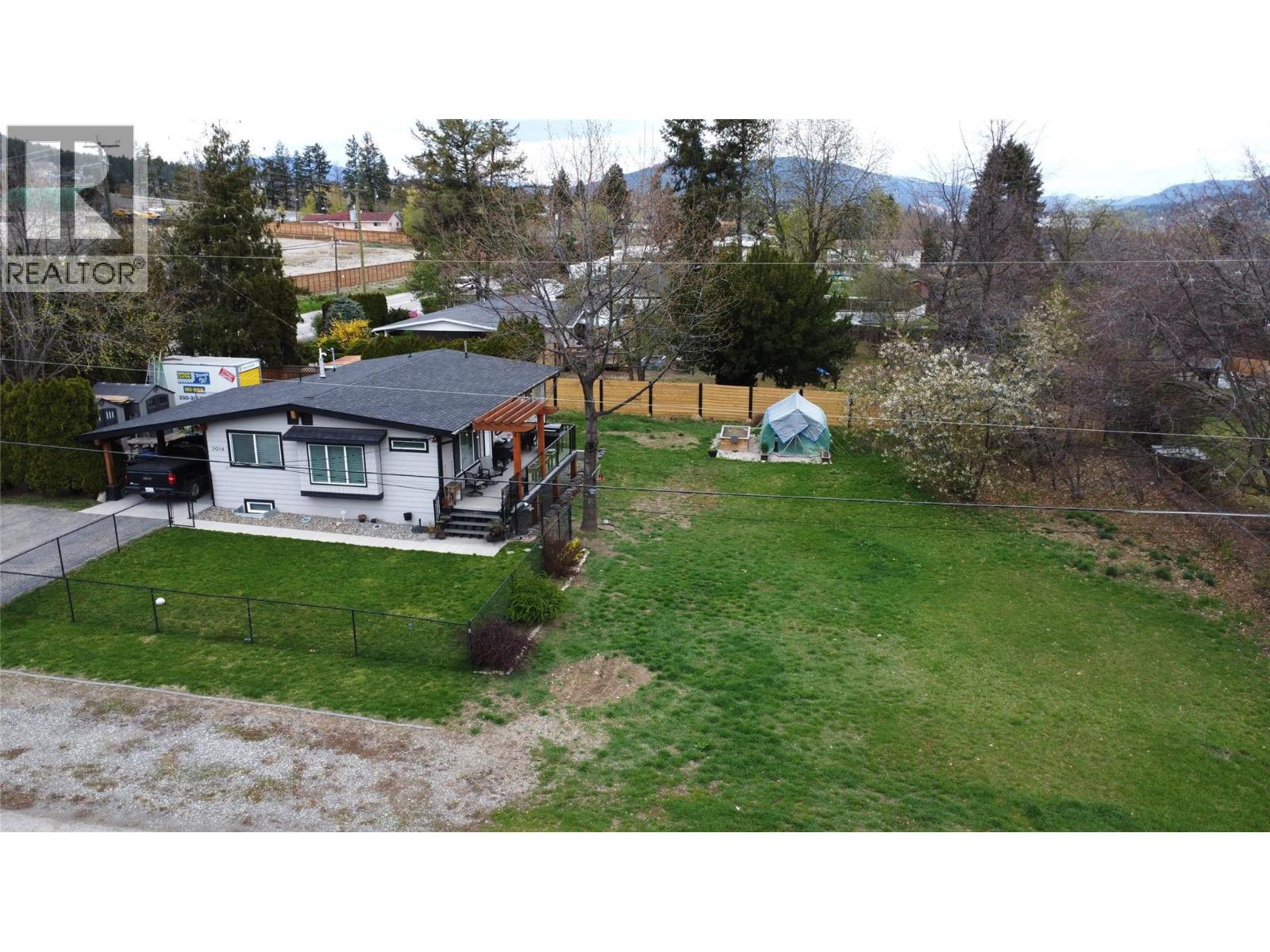 3014 Harwood Road, Lake Country, British Columbia  V4V 1M7 - Photo 3 - 10383137