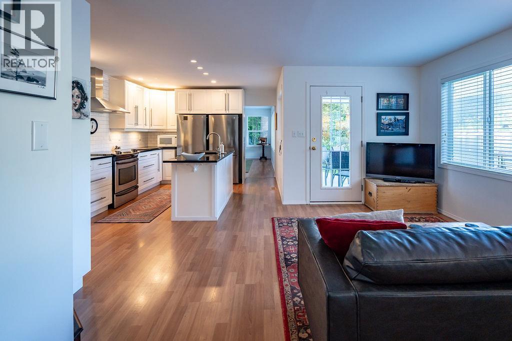 164 Johnstone Road, Nelson, British Columbia  V1L 6H9 - Photo 30 - 10382465