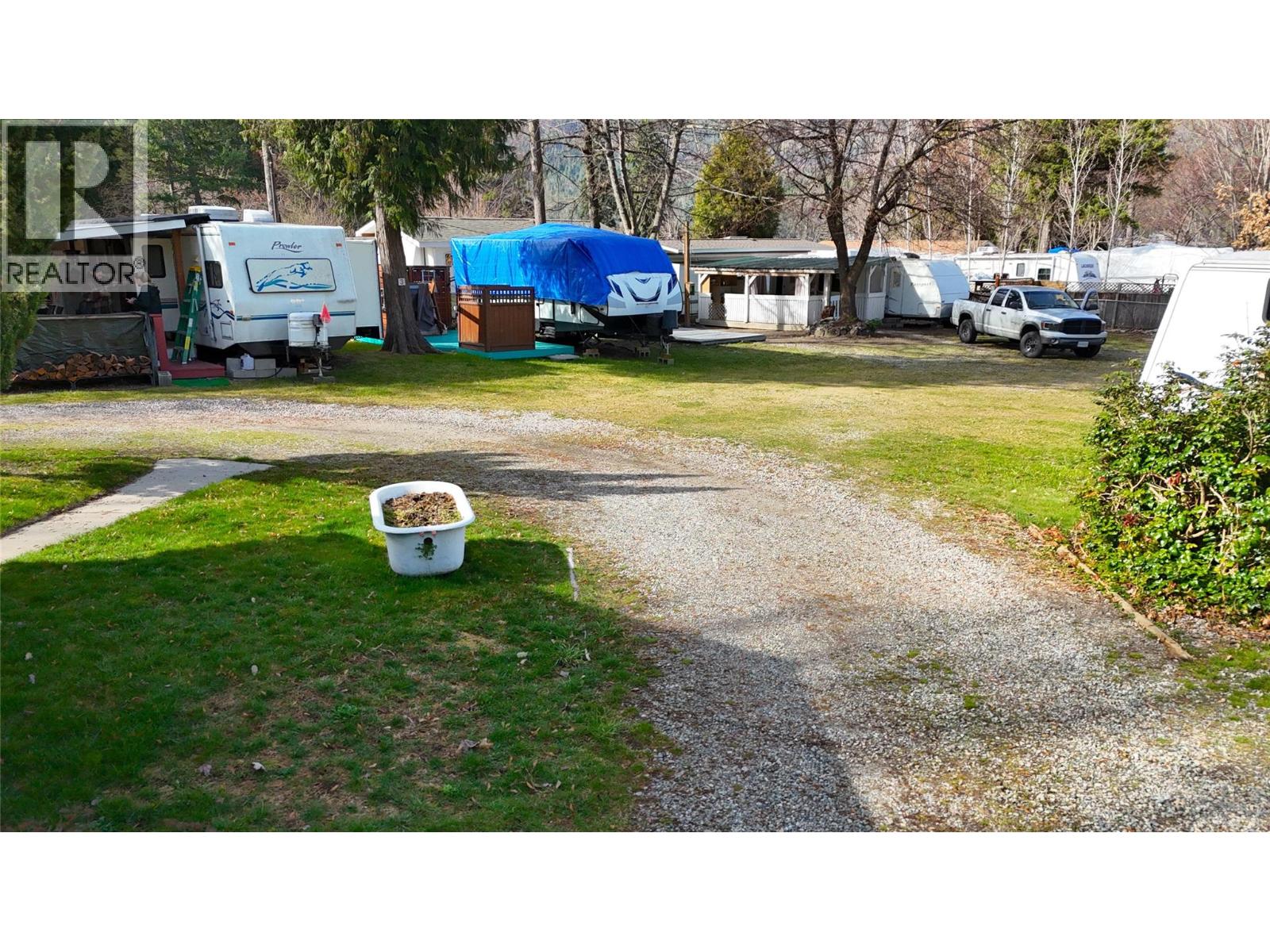 61 Kingsley Road, Christina Lake, British Columbia  V0H 1E2 - Photo 43 - 10382271