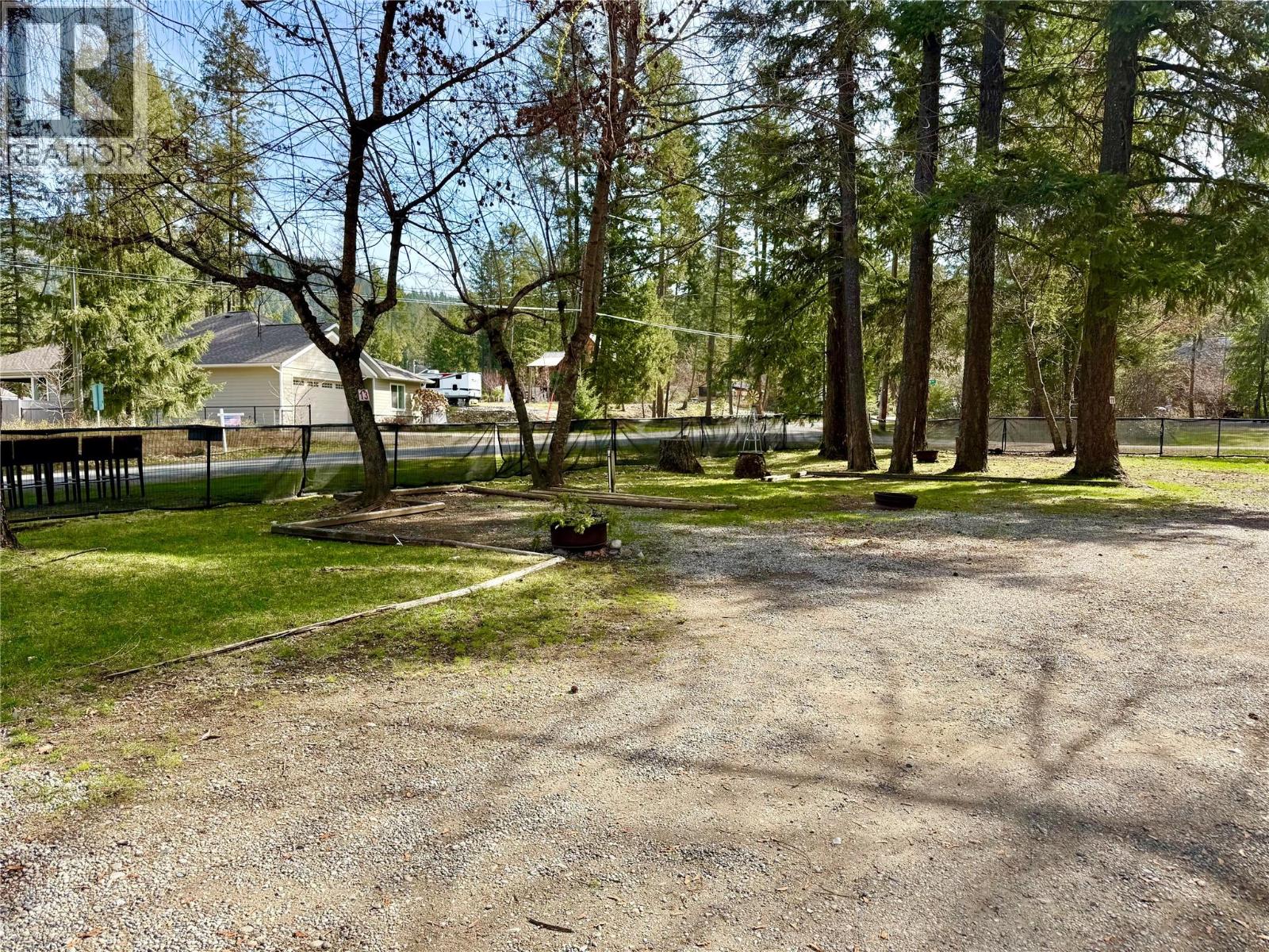 61 Kingsley Road, Christina Lake, British Columbia  V0H 1E2 - Photo 48 - 10382271