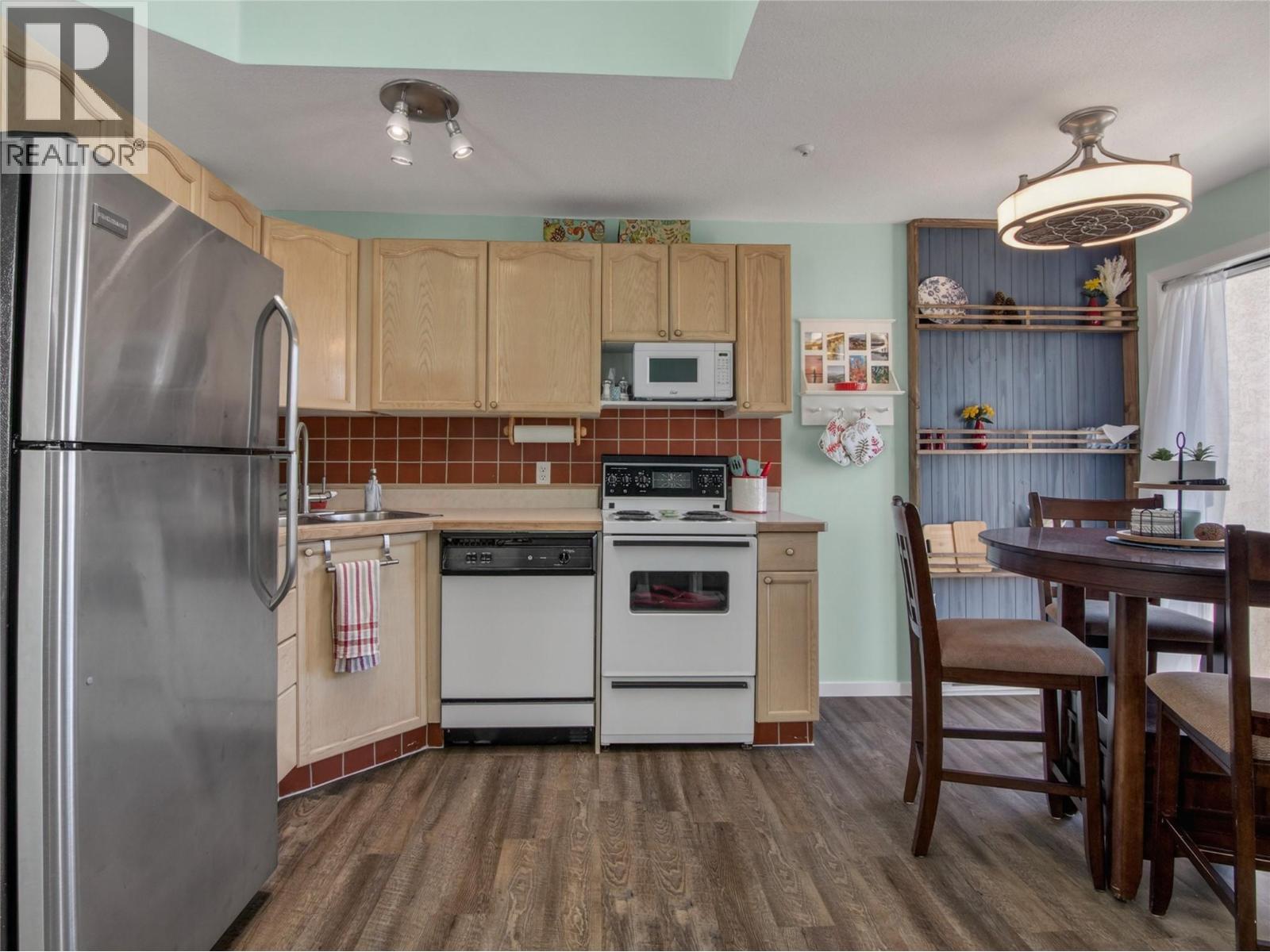 1133 Main Street Unit# 17, Okanagan Falls, British Columbia  V0H 1R4 - Photo 4 - 10381285