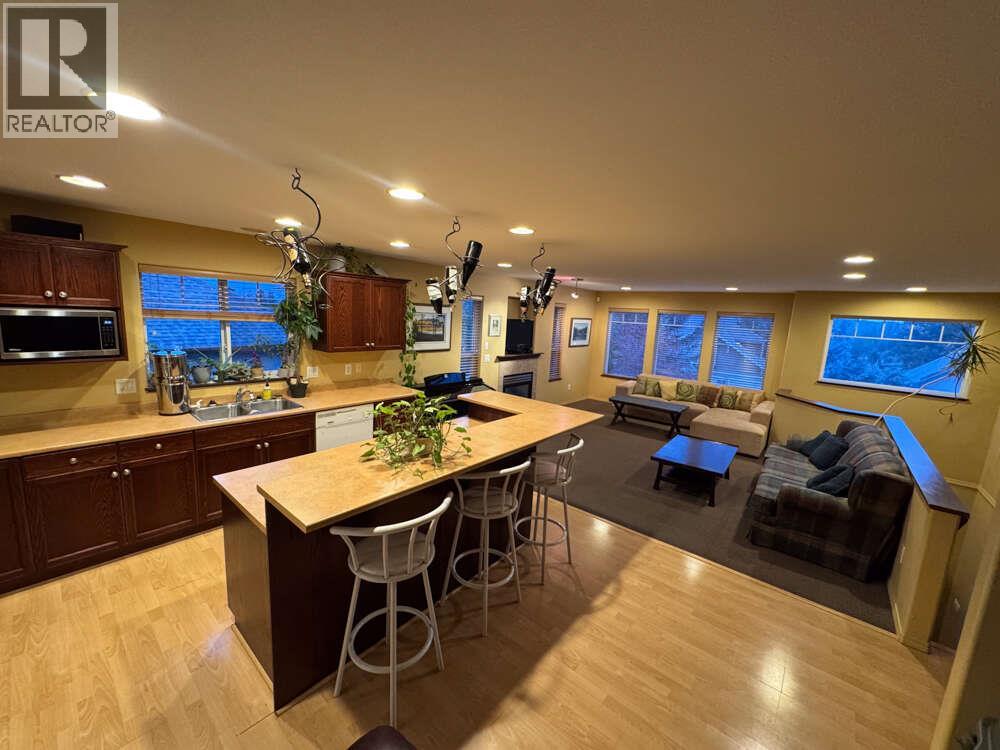 2145 Chilcotin Crescent, Kelowna, British Columbia  V1V 2N9 - Photo 6 - 10383205