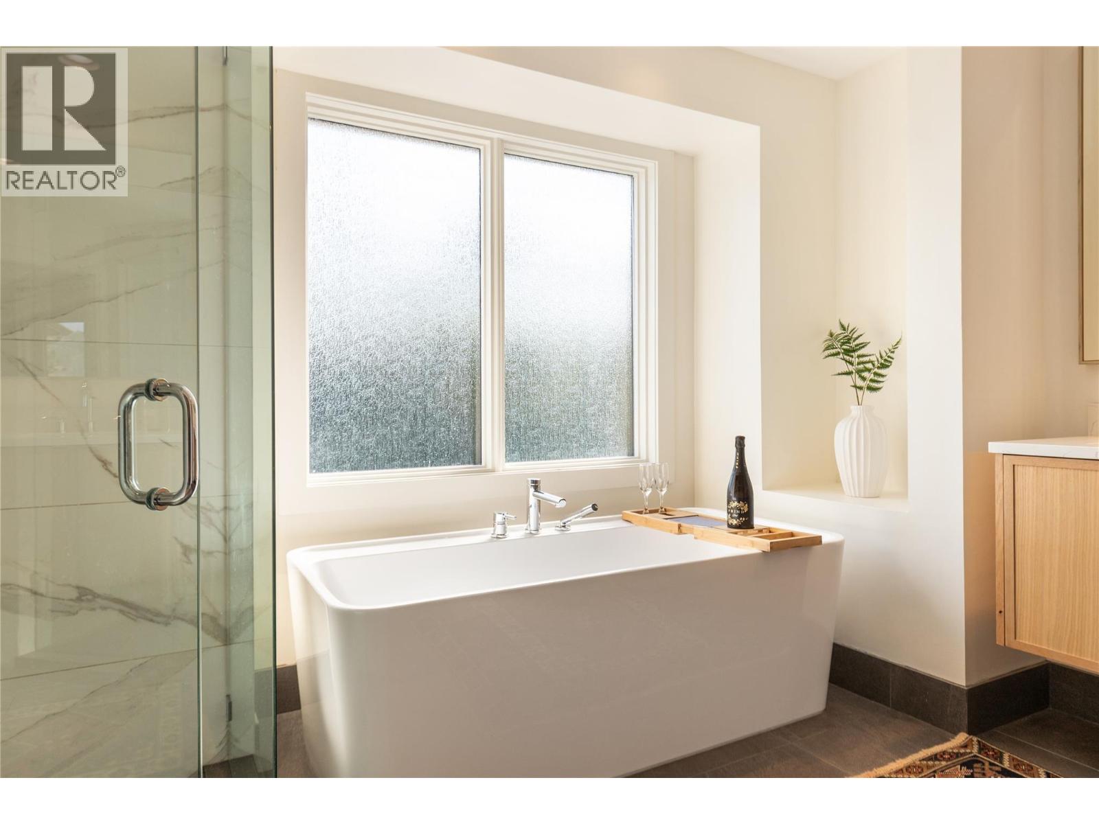 1743 Markham Court, Kelowna, British Columbia  V1V 2W1 - Photo 28 - 10383133