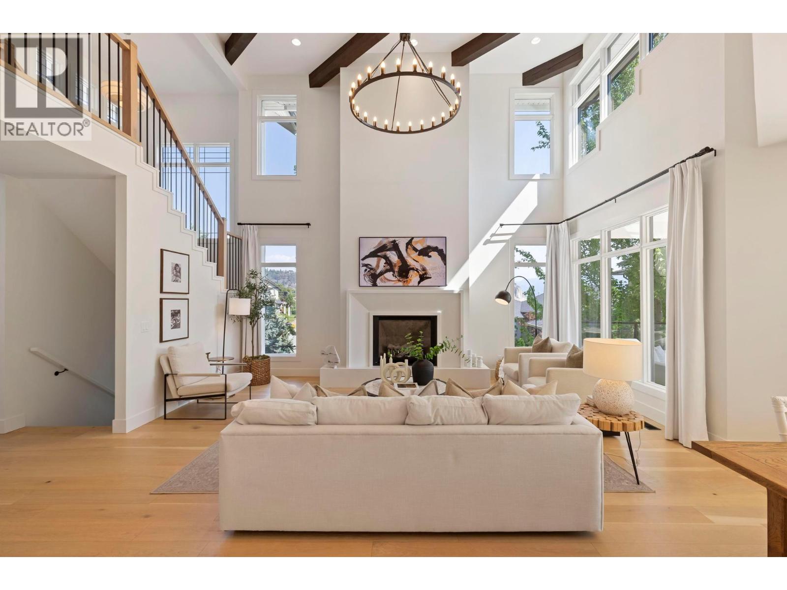 1743 Markham Court, Kelowna, British Columbia  V1V 2W1 - Photo 4 - 10383133