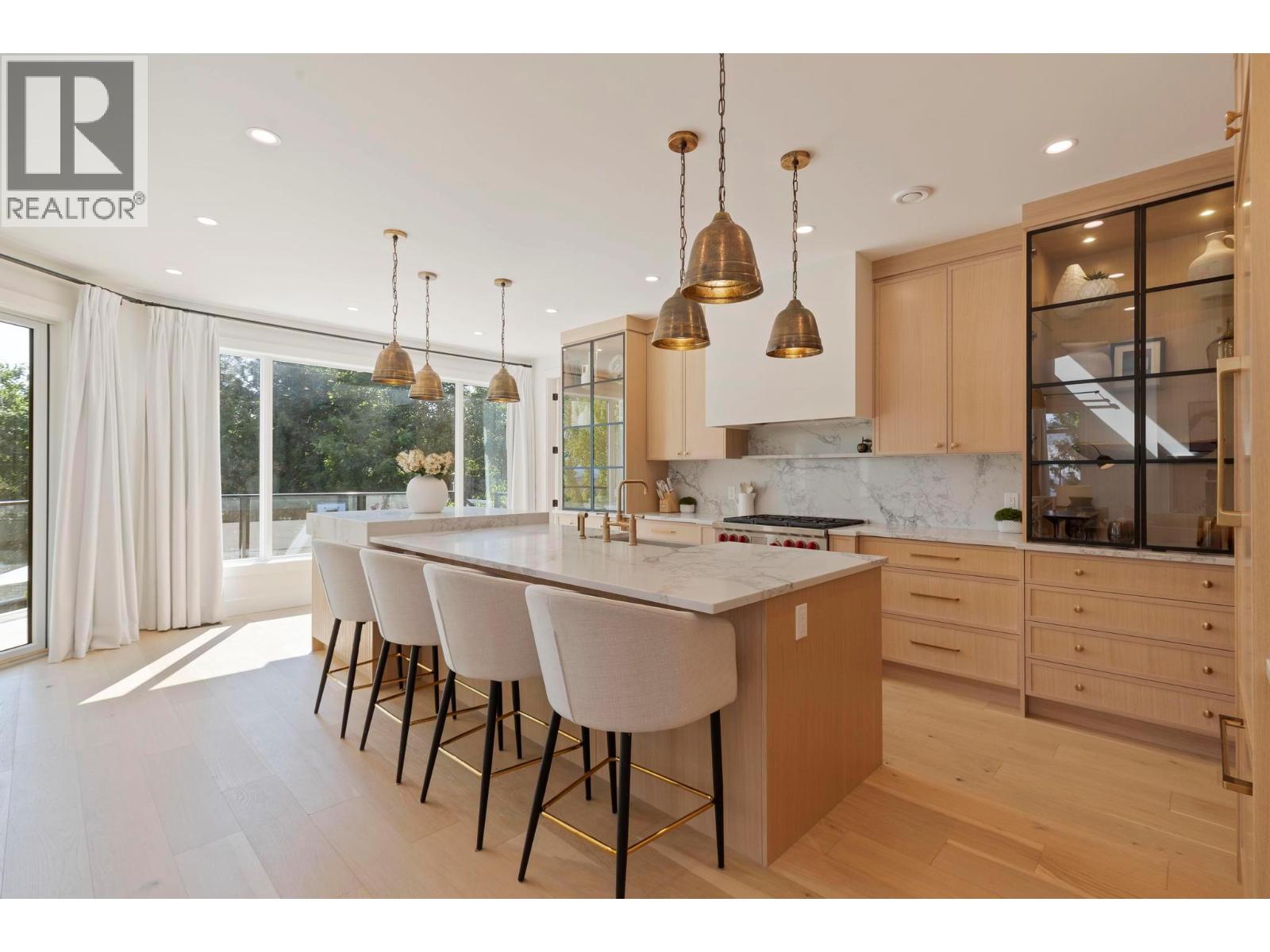 1743 Markham Court, Kelowna, British Columbia  V1V 2W1 - Photo 5 - 10383133