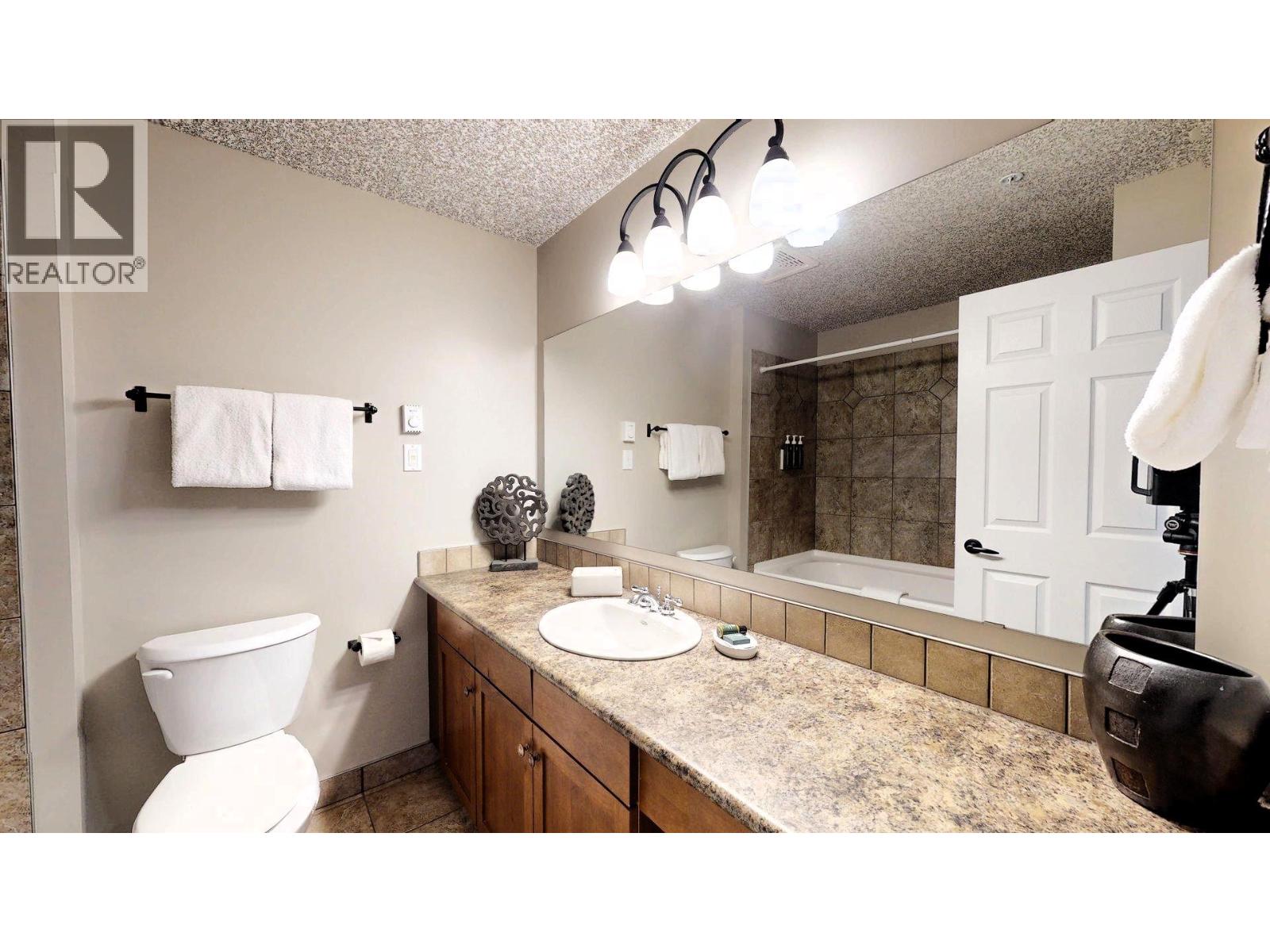 400 Bighorn Boulevard Unit# 413 B, Radium Hot Springs, British Columbia  V0A 1M0 - Photo 31 - 10383091