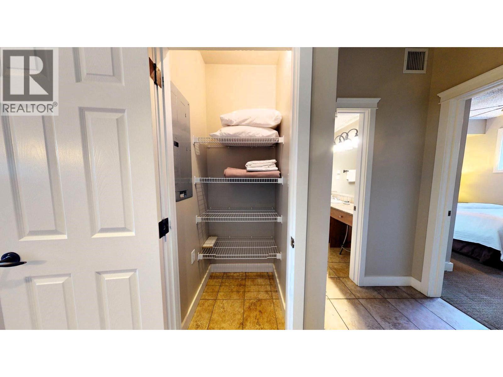 400 Bighorn Boulevard Unit# 413 B, Radium Hot Springs, British Columbia  V0A 1M0 - Photo 35 - 10383091