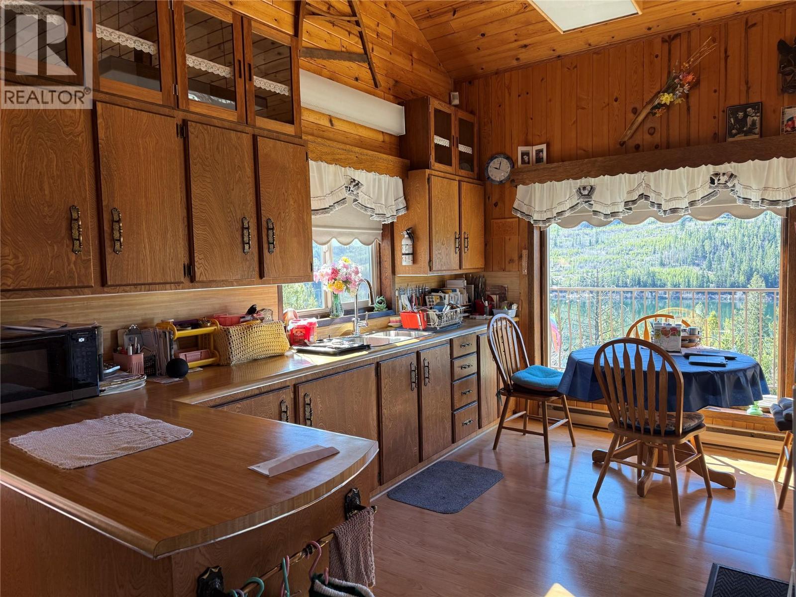 4158 Princeton Summerland Road, Princeton, British Columbia  V0X 1W0 - Photo 13 - 10382799