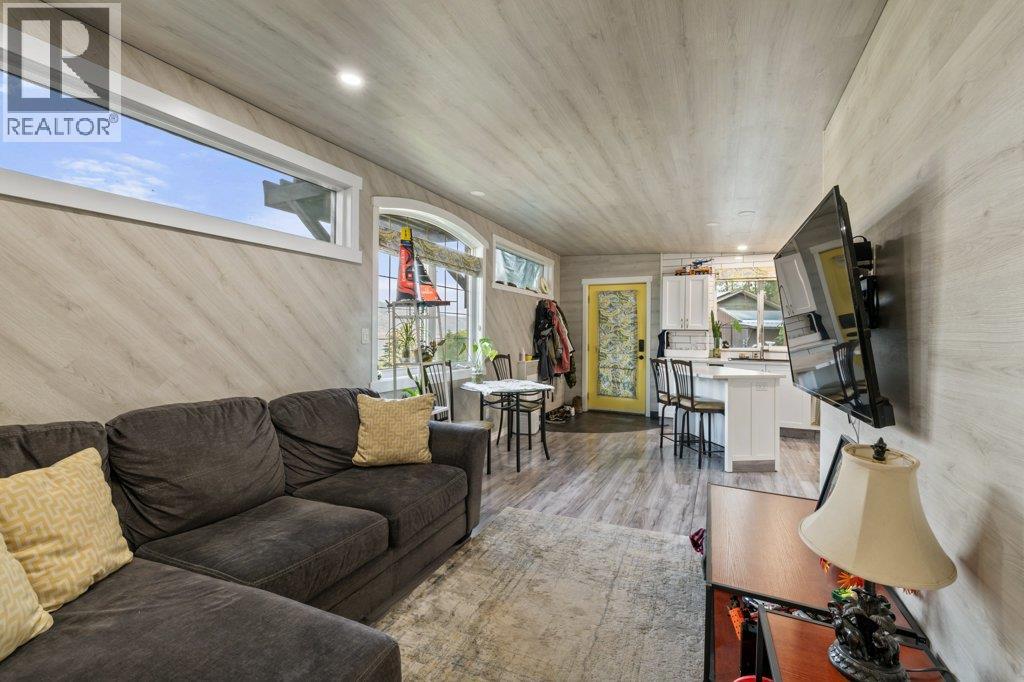 2245 Bennett Road, Kelowna, British Columbia  V1V 2N3 - Photo 22 - 10382477