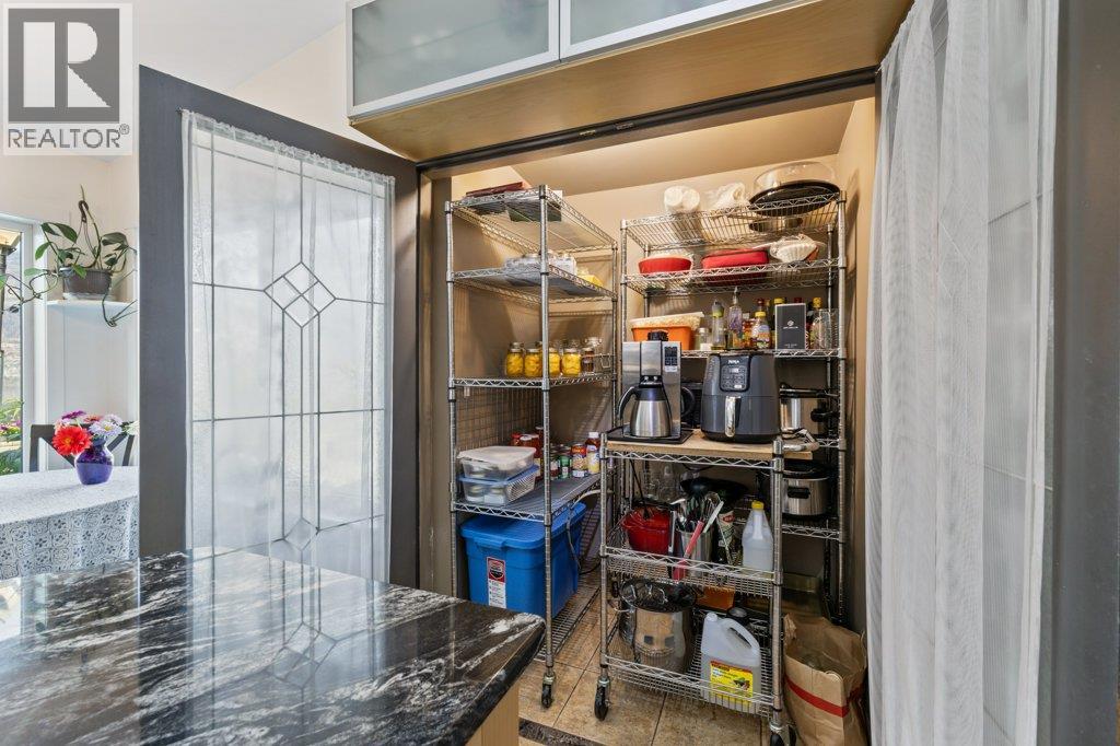 2245 Bennett Road, Kelowna, British Columbia  V1V 2N3 - Photo 34 - 10382477