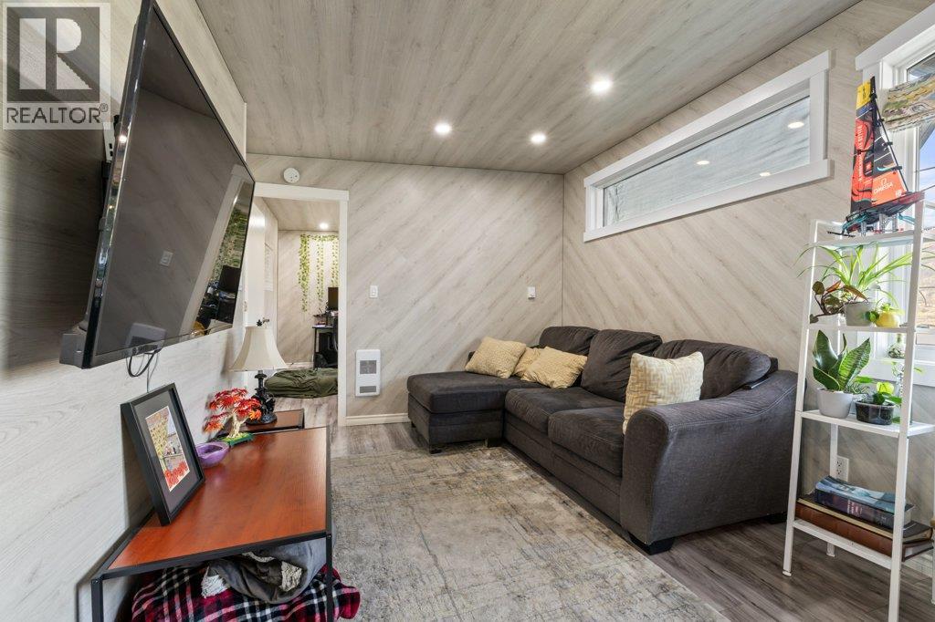 2245 Bennett Road, Kelowna, British Columbia  V1V 2N3 - Photo 43 - 10382477