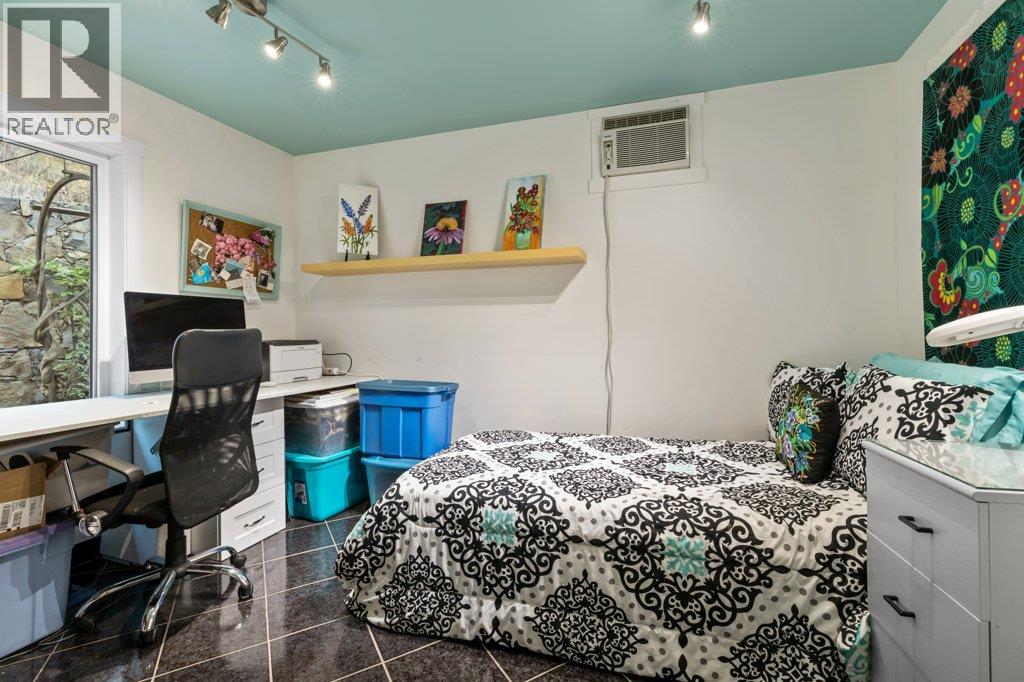 2245 Bennett Road, Kelowna, British Columbia  V1V 2N3 - Photo 44 - 10382477